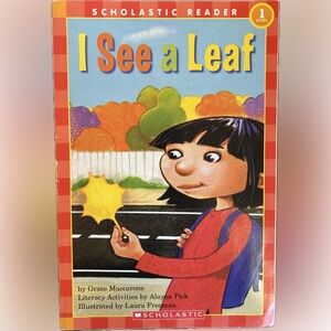 60% OFF BUNDLE DEAL🎉 I See a Leaf - Scholastic Reader